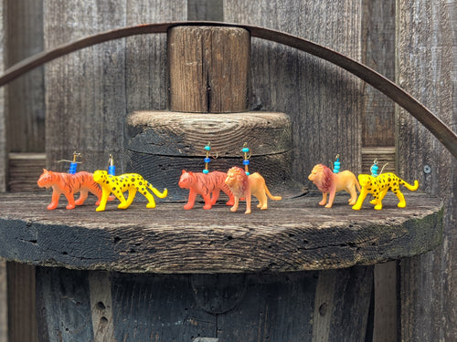 Los Tres Gatos Earrings