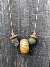 Load image into Gallery viewer, Large Wooden Round Necklace