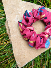 Load image into Gallery viewer, Hair Scrunchie!